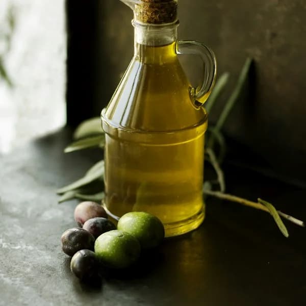 Cold-Pressed Extra Virgin Edible Olive Oil (500ml)